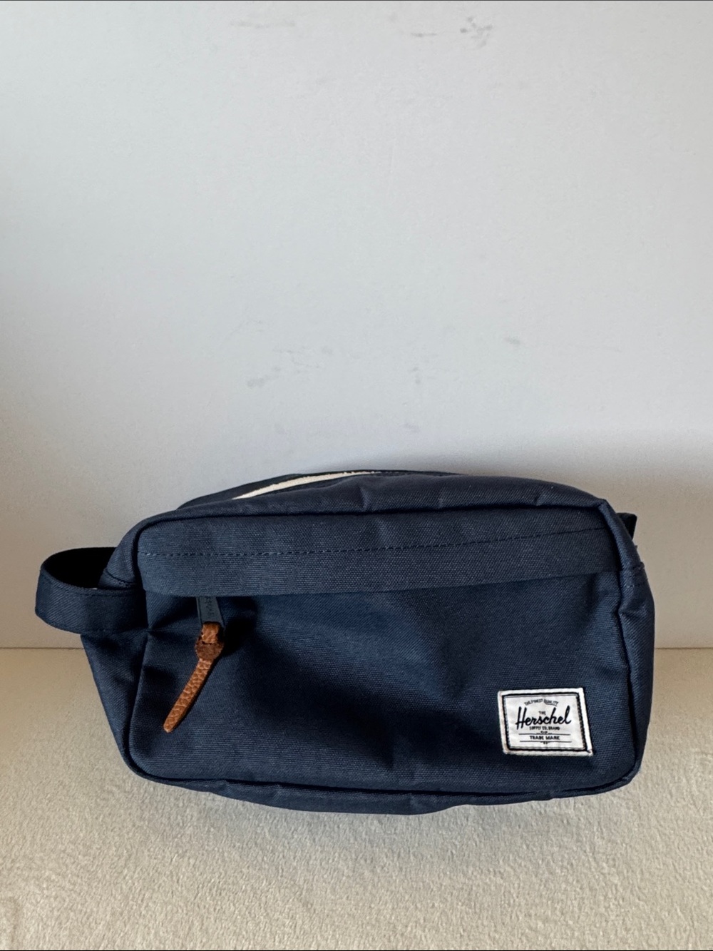 Herschel toiletry bag